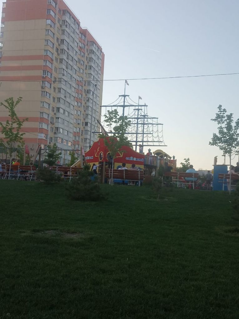 Ул платона кляты ростов-на-дону. Платона кляты ростов. Суворовский платона кляты. Планировка жк суворовский платона кляты 1. Улица платона кляты.